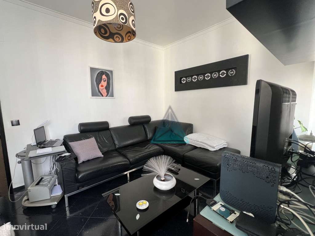 Apartamento T3 Paivas com melhoramentos 2º andar-9