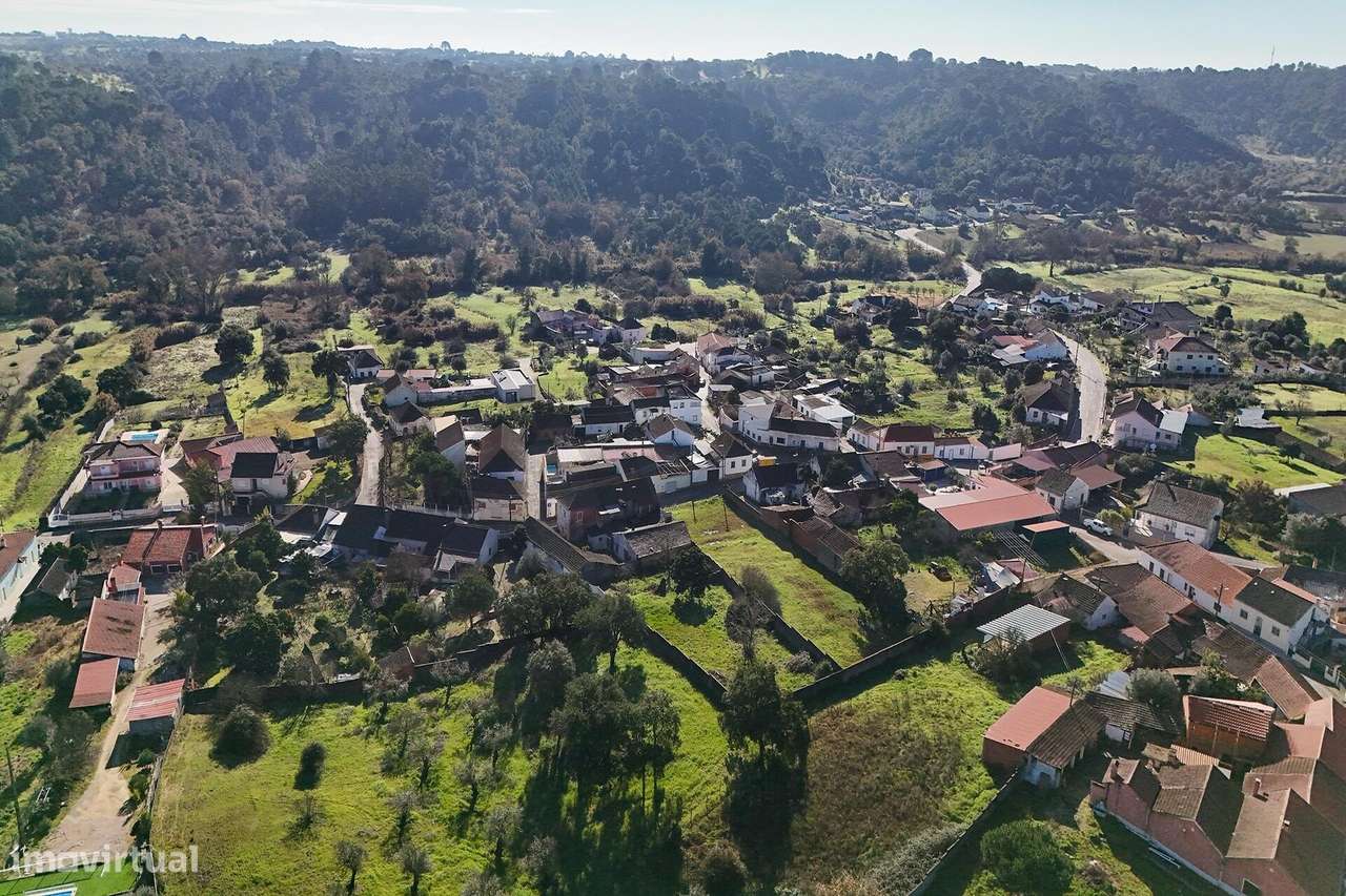 Moradia T10 com Terreno (ÁREA TOTAL 1143m2)  – Arneiro das Milhariças-40