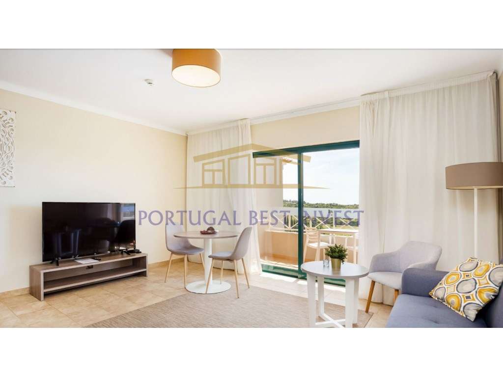 Apartamento T0 com grande terraço, localizado junto ao campo de Gol... - Grande imagem: 5/14