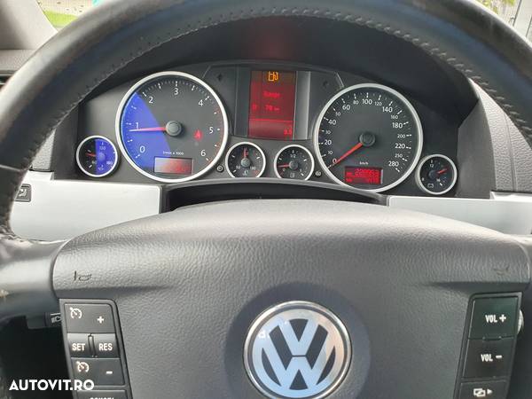 Volkswagen Touareg 2.5 TDI R5 - 7