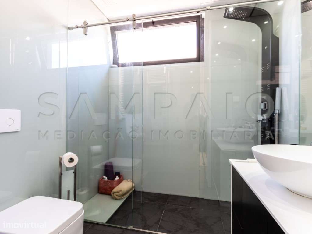 Moradia T3+1 em São Pedro da Cova-28