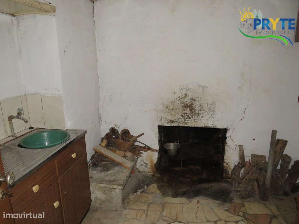 Moradia T5 situada a 10 minutos de Vila de Rei-27