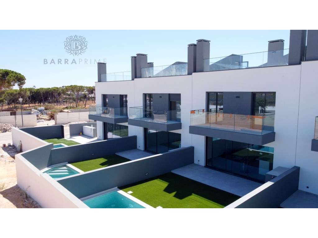 Villa V4 de Luxo com Piscina Privada no Ria Terraces em Faro - Grande imagem: 2/31
