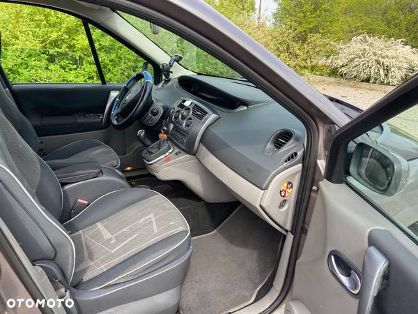 Renault Grand Scenic - 7