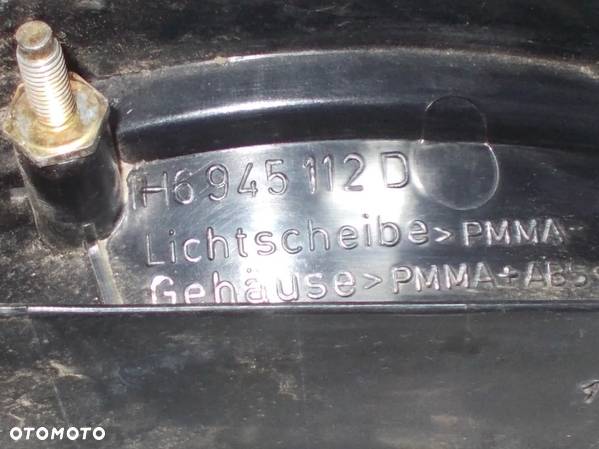 VW Golf III - lampa prawy tył - 3