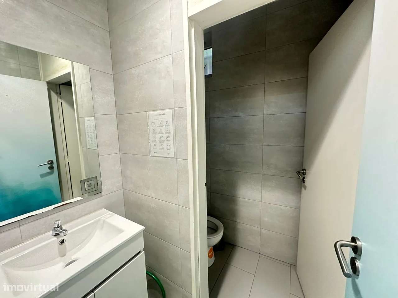 Loja para arrendamento – Cedofeita, Porto - Grande imagem: 2/13