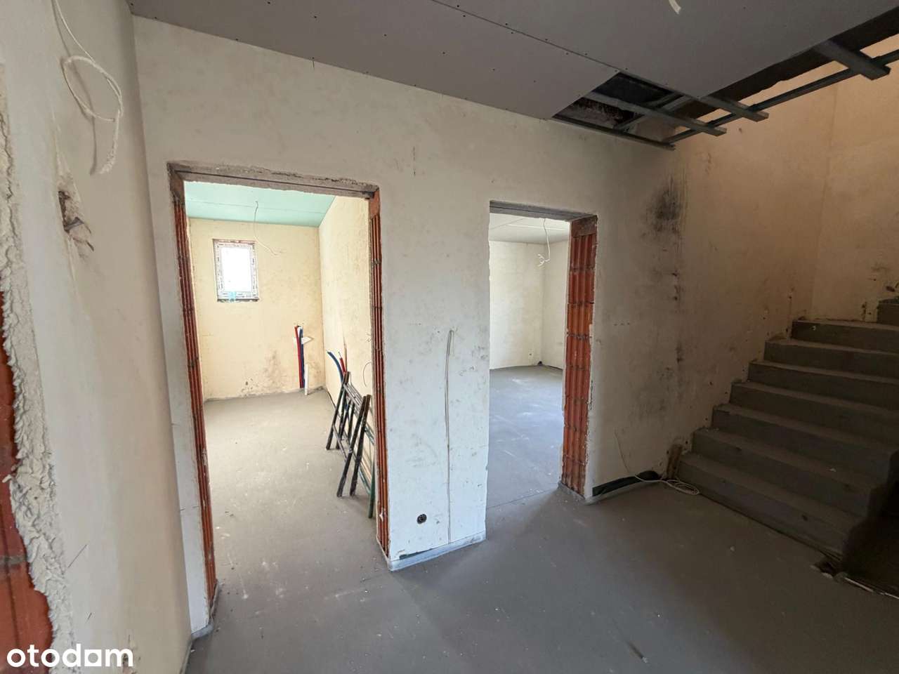 Piękny dom jednorodzinny pod lasem w Lipnie!-14