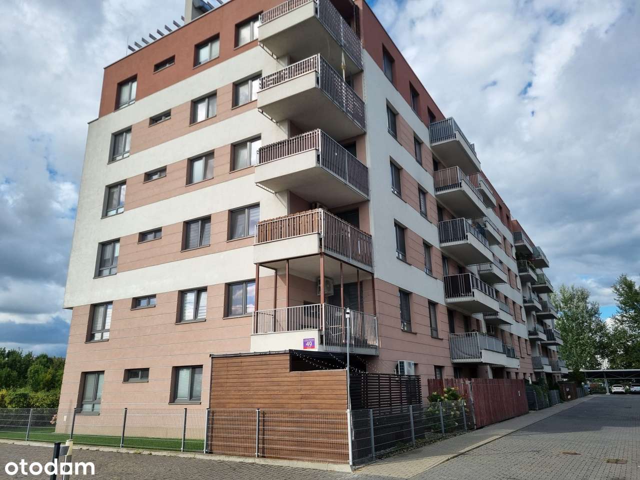 2 pokoje | balkon 7,79 m² | klimatyzacja | parking + komórka-0