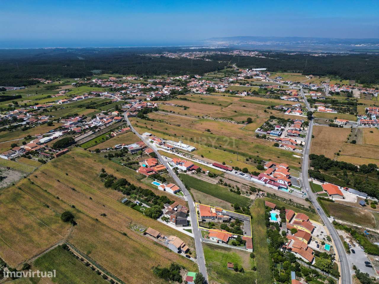 Moradia T5 com Jardim e Vista Campestre em Lavos, Figueira da Foz - Grande imagem: 5/56