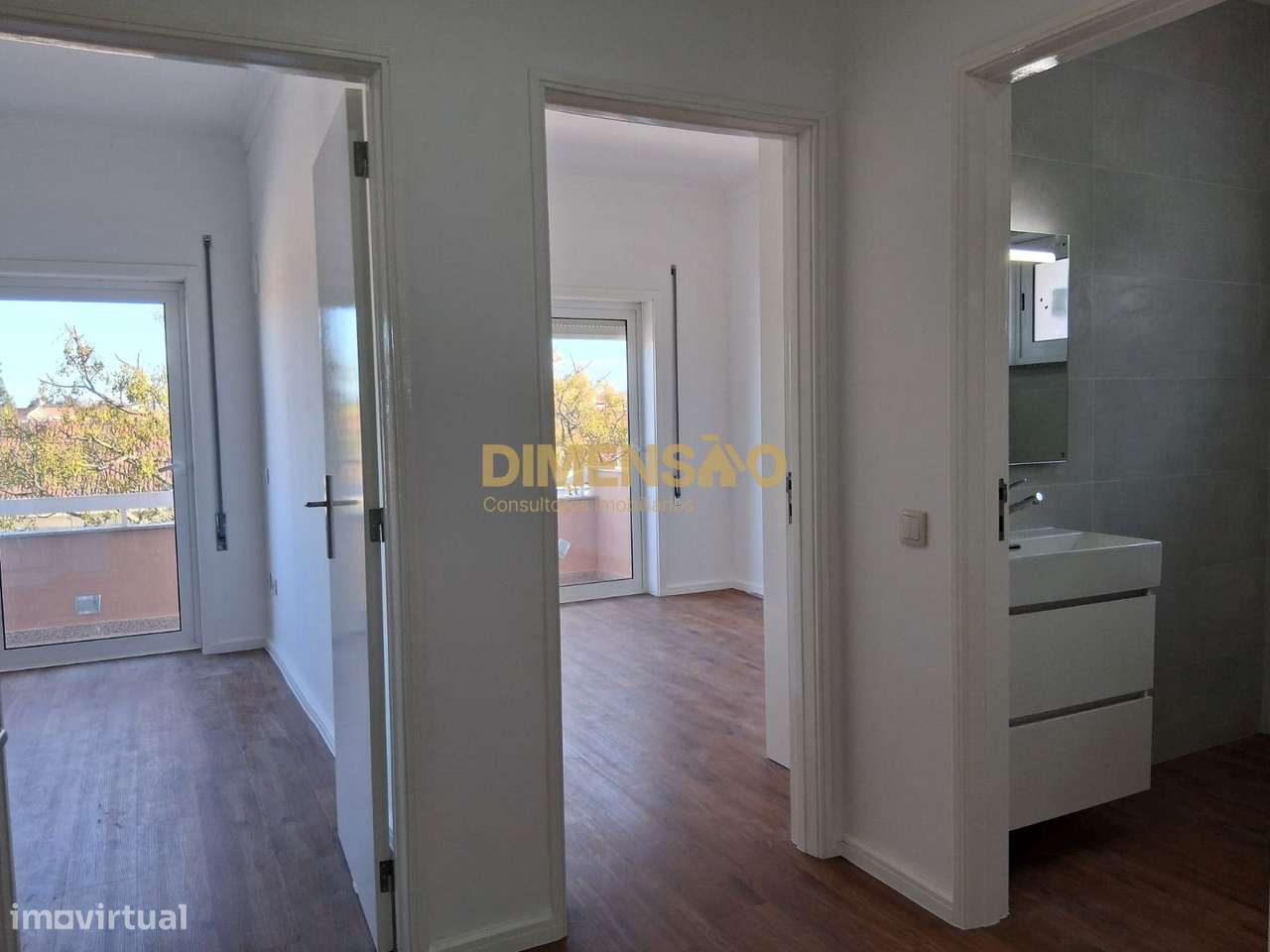 T3 em Águas Santas  Totalmente Remodelado com Garagem DCI159-12