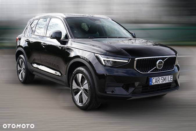 Volvo XC 40 B3 Plus Dark - 3