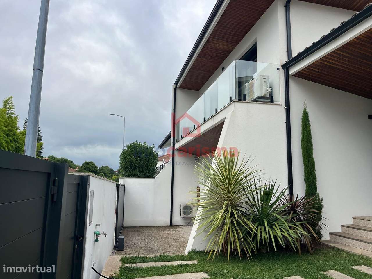 Moradia T3 de Luxo Próxima do Centro de Vila das Aves - Grande imagem: 5/53