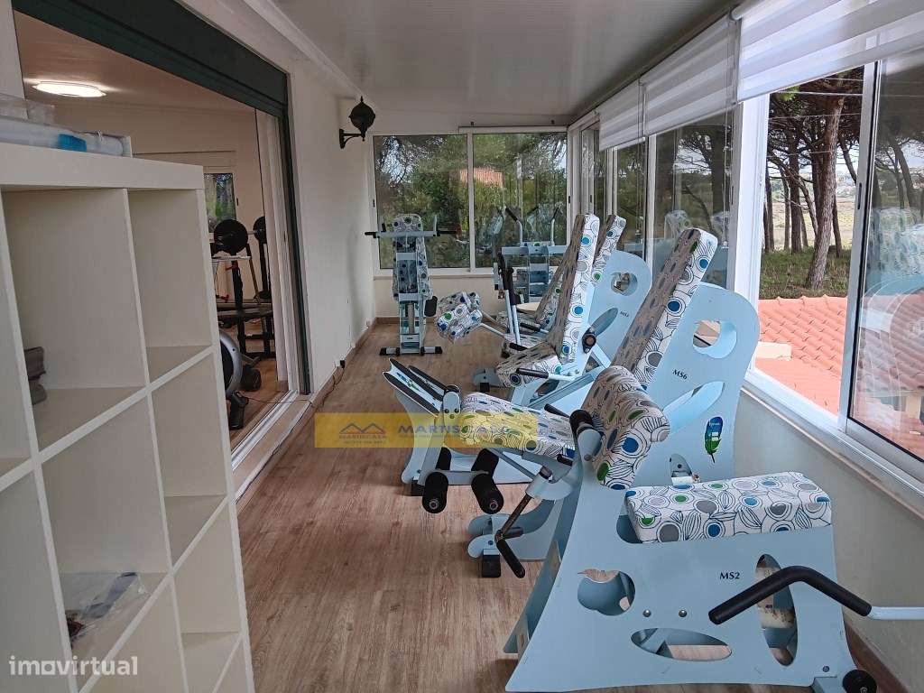 MORADIA DE LUXO V3 COM PISCINA e QUINTA- TERRUGEM-35