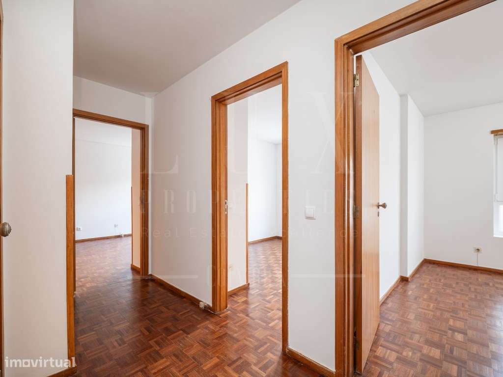 Apartamento T4 com Garagem | Rua Sanches da Gama, Coimbra-10
