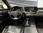 Lexus ES 300h Executive+ - 18