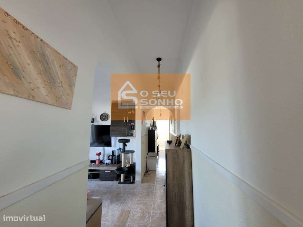 Moradia T3 com Quintal em São Brás de Alportel-6