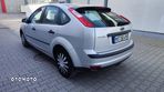 Ford Focus 1.8 Style - 10