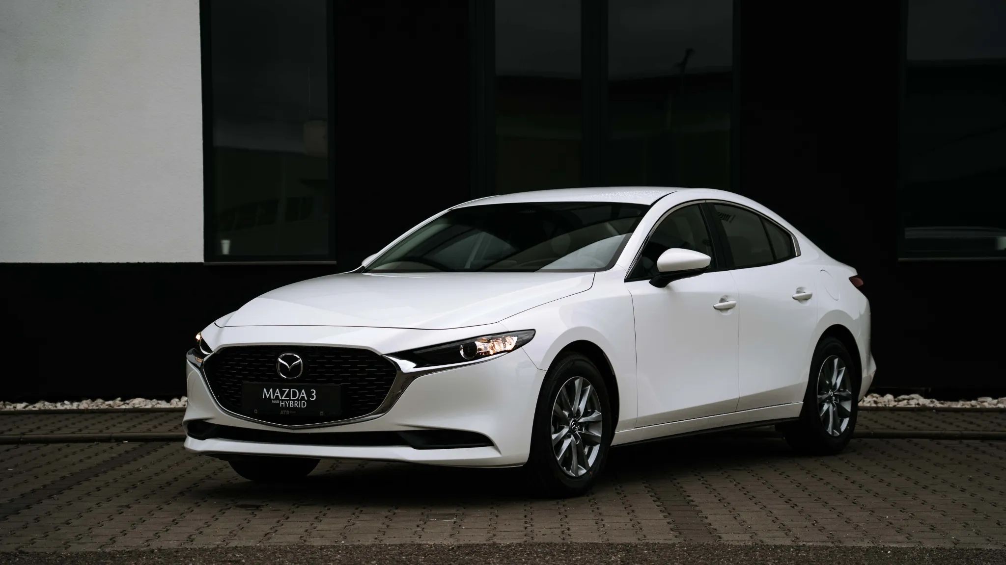 Mazda3 2025 4SN 2.5L e-SKYACTIV G 140ps 6MT FWD Prime-line