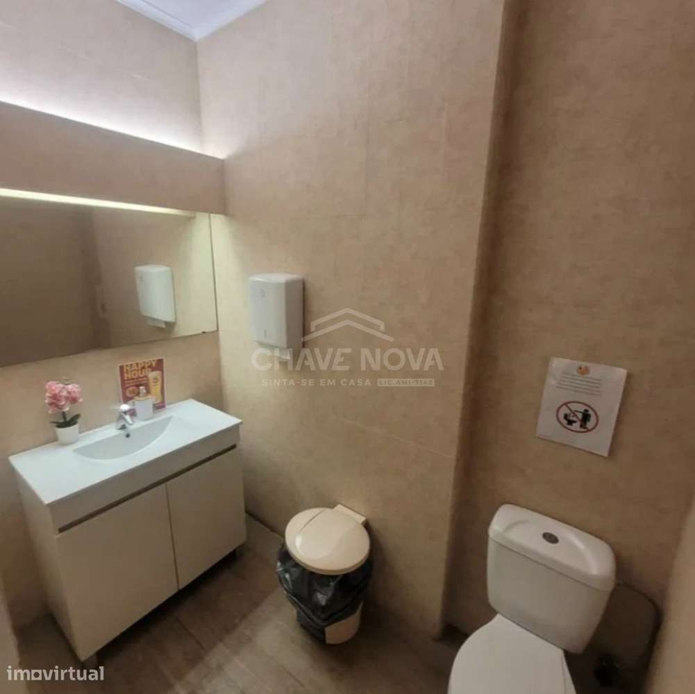 Trespasse de Bar Café completamente equipado e em pleno funcionamento - Grande imagem: 5/5