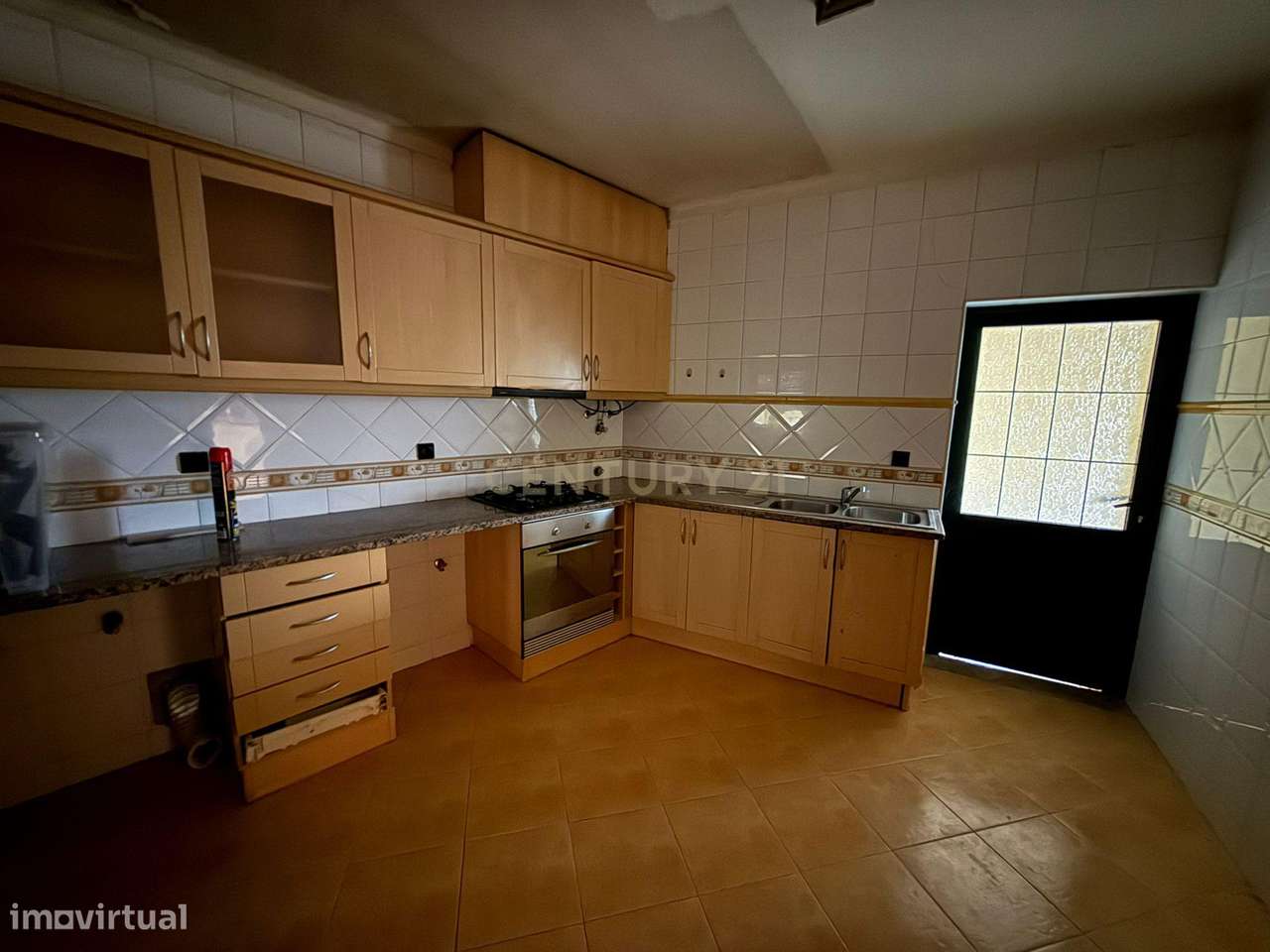 Moradia T3 em Nossa Senhora de Fátima, Entroncamento - Grande imagem: 4/17