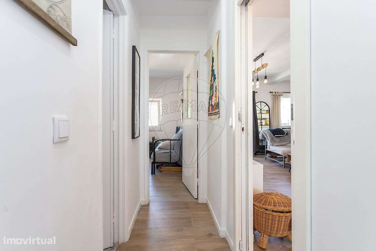 Apartamento T3 à venda em Almada-27