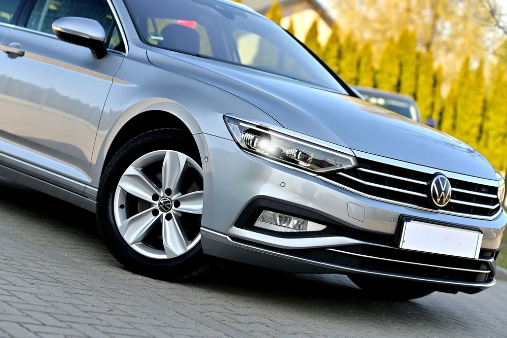 Volkswagen Passat B8 2.0 TDI EVO Elegance DSG 2023