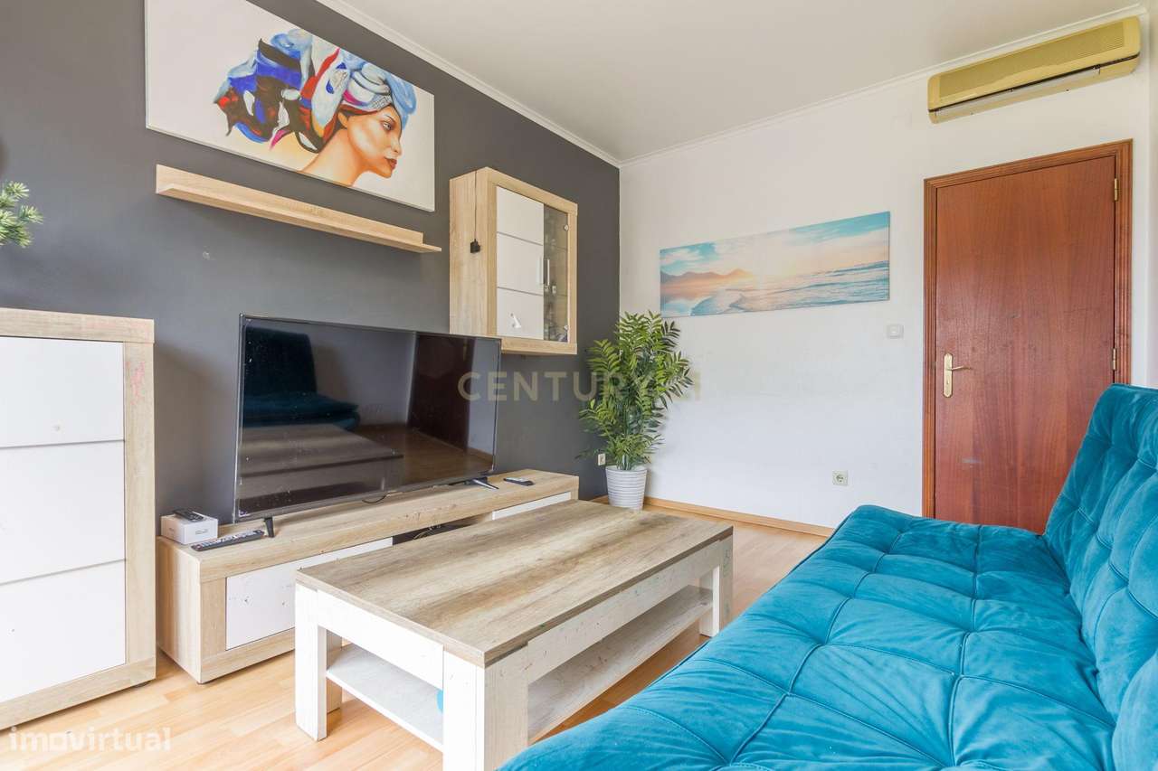 TROQUE DE CASA - 3 ASSOALHADAS NO BARREIRO - QUINTA DA LOMBA - Grande imagem: 2/10