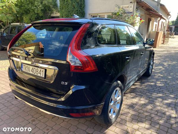 Volvo XC 60 D3 Momentum - 3