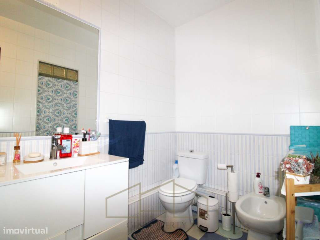 Apartamento T3 no Laranjeiro-14