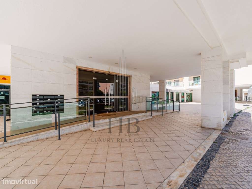 Apartamento T4 nos Terraços do Marquês c/ Garagem | Oeiras-53