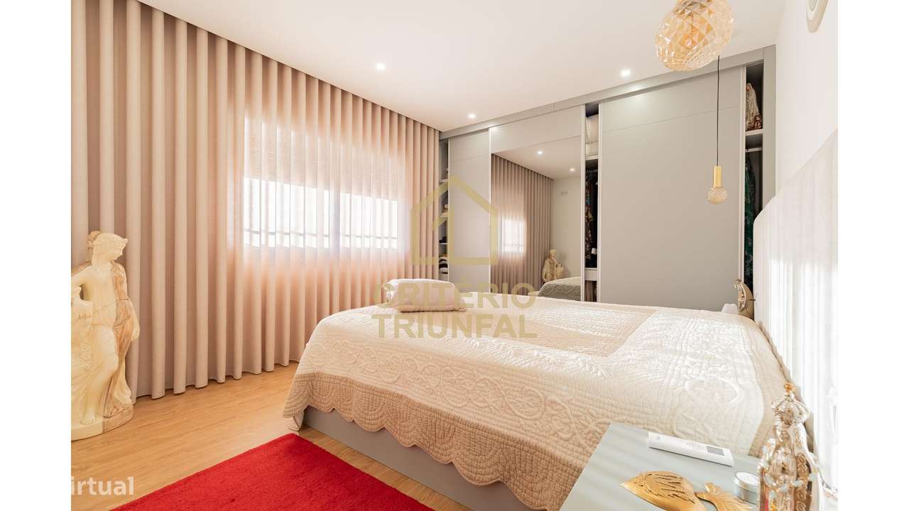 Moradia T3 com Habitação T2 Independente-31