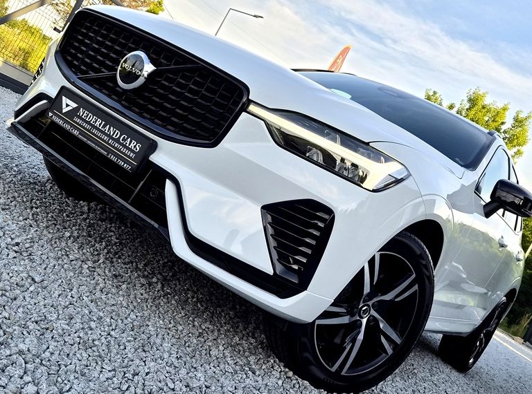 Volvo XC60 II B4 D AWD Plus Dark 2021