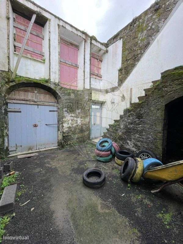 Moradia T1 para venda - Grande imagem: 2/10