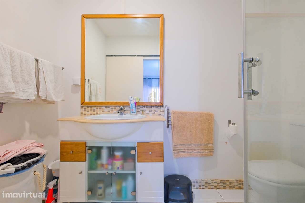 Vende-se apartamento T3 na Rinchoa, Rio de Mouro-16