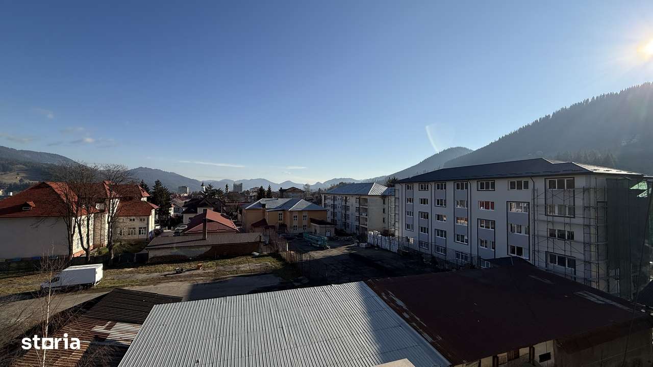 Apartament 4 camere, renovat complet, 2 băi, 2 balcoane, lângă spital-14