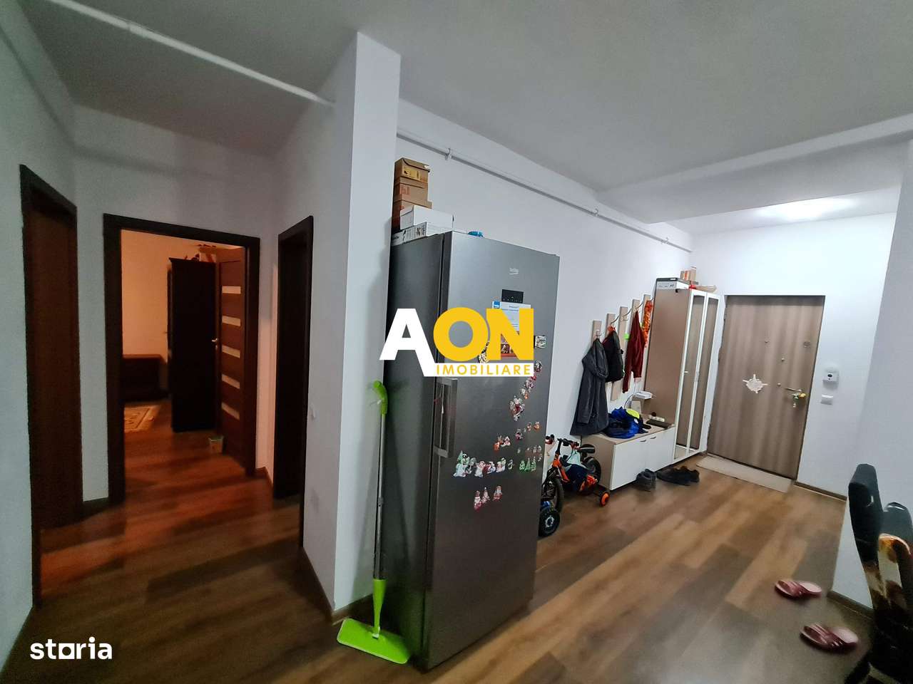 Apartament 3 Camere, 83 mp, Decomandat, Cu Garaj la Subsol - Imagine principală: 3/13