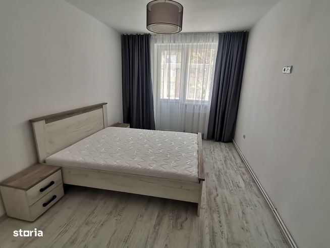 INCHIRIEZ apartament 2 camere,recent renovat,zona Mihai Viteazul