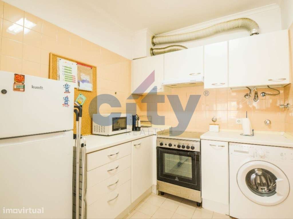 APARTAMENTO T1 COM GARAGEM EM TELHEIRAS JUNTO AO PINGO DOCE-5