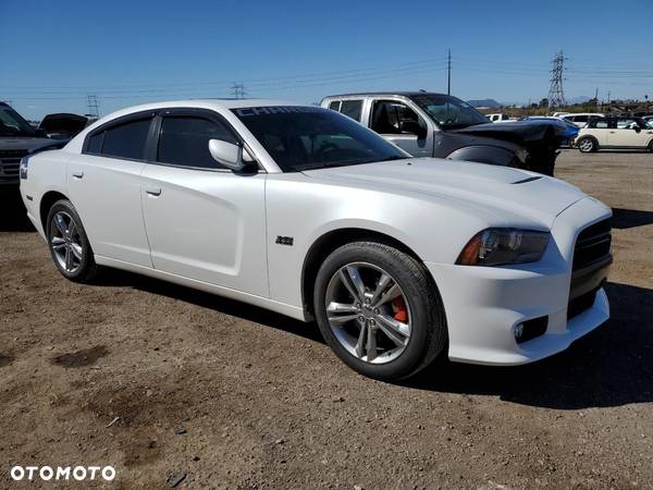 Dodge Charger 5.7 R/T - 1