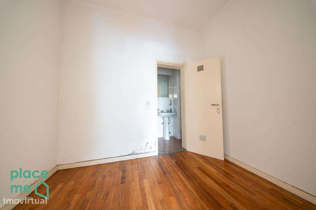 Moradia Individual com mais de 900m2 em Palmeira, Braga-45