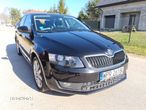 Skoda Octavia 1.8 TSI Style - 2