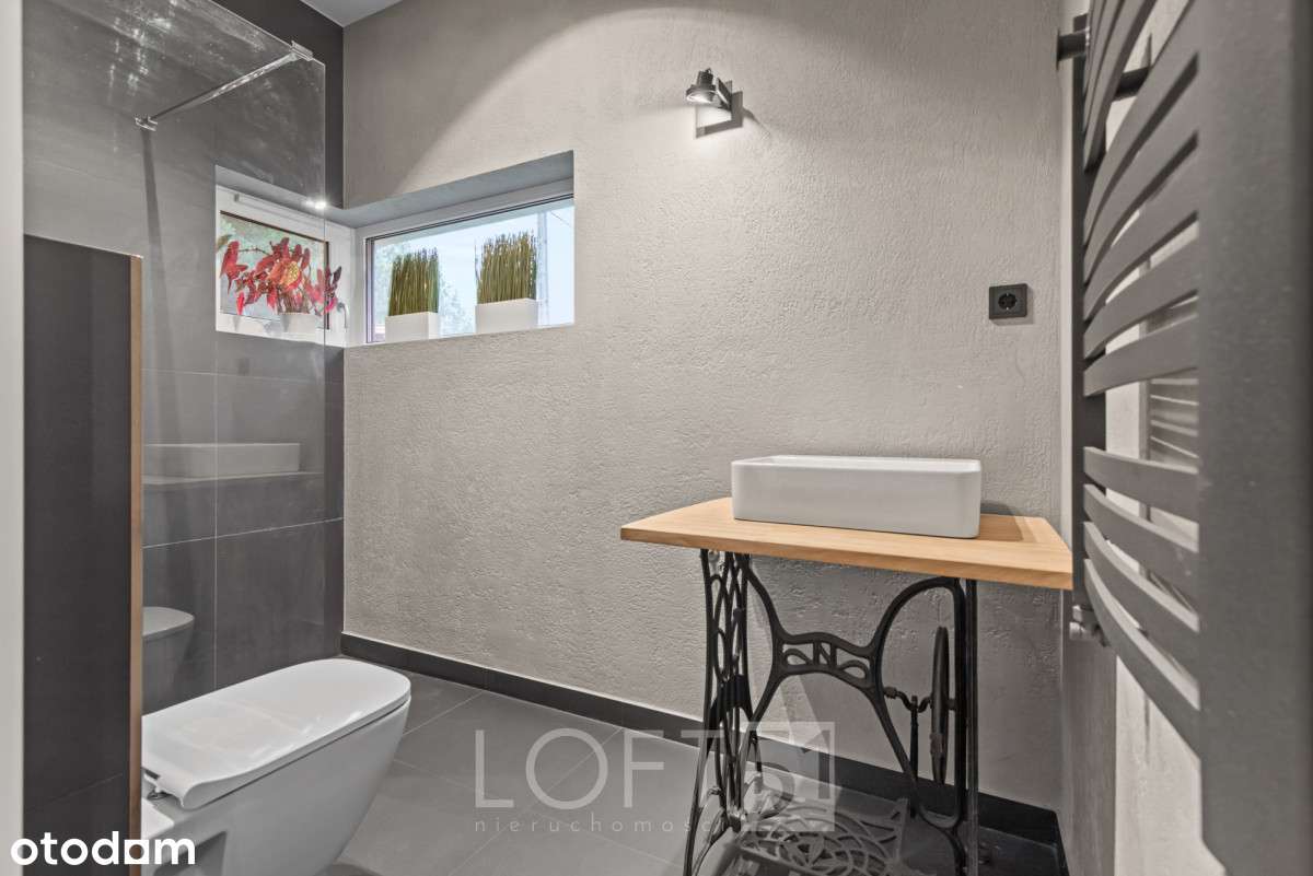 Dom w otoczeniu natury z dużą działką-6