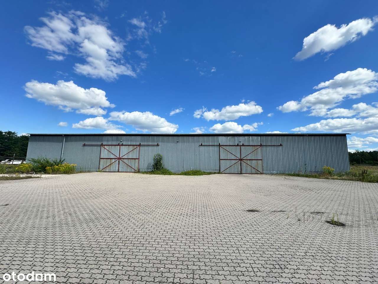 Hale produkcyjne magazynowe zespół budynków 3800 m2 działka 5 Ha-5