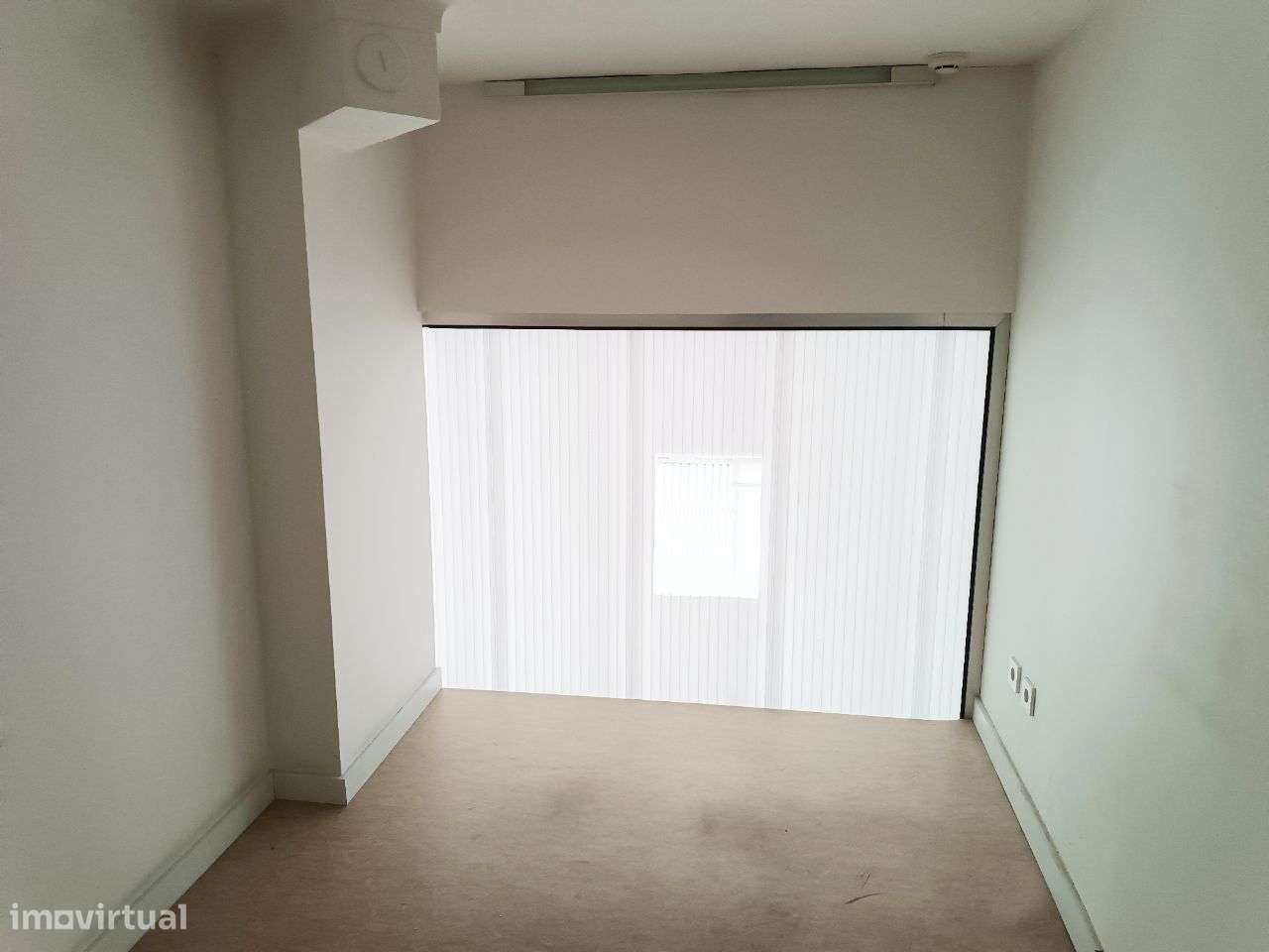 Espaço comercial ou de serviço em Coimbra (Av. Elísio de Moura) - Grande imagem: 5/8