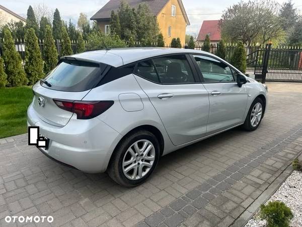 Opel Astra - 9