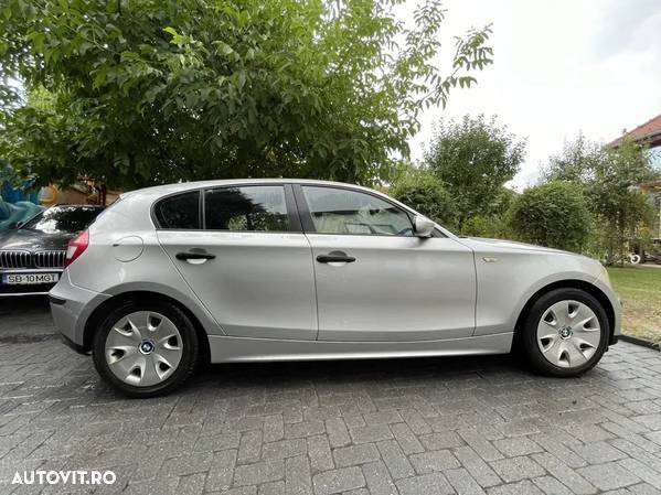 BMW Seria 1 118d - 2