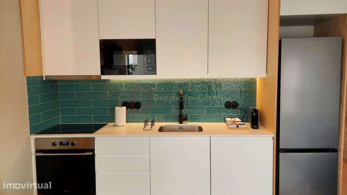 Apartamento T0+1 Mobilado Porto-26