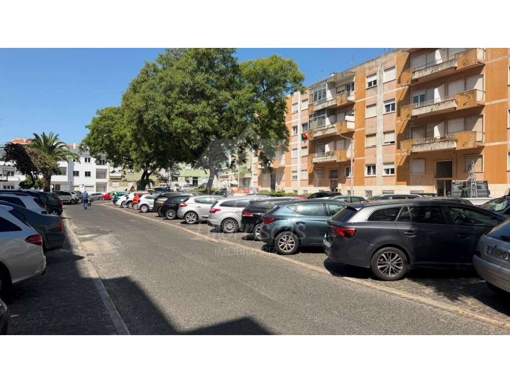 Apartamento T2+1 totalmente remodelado, em Odivelas-15