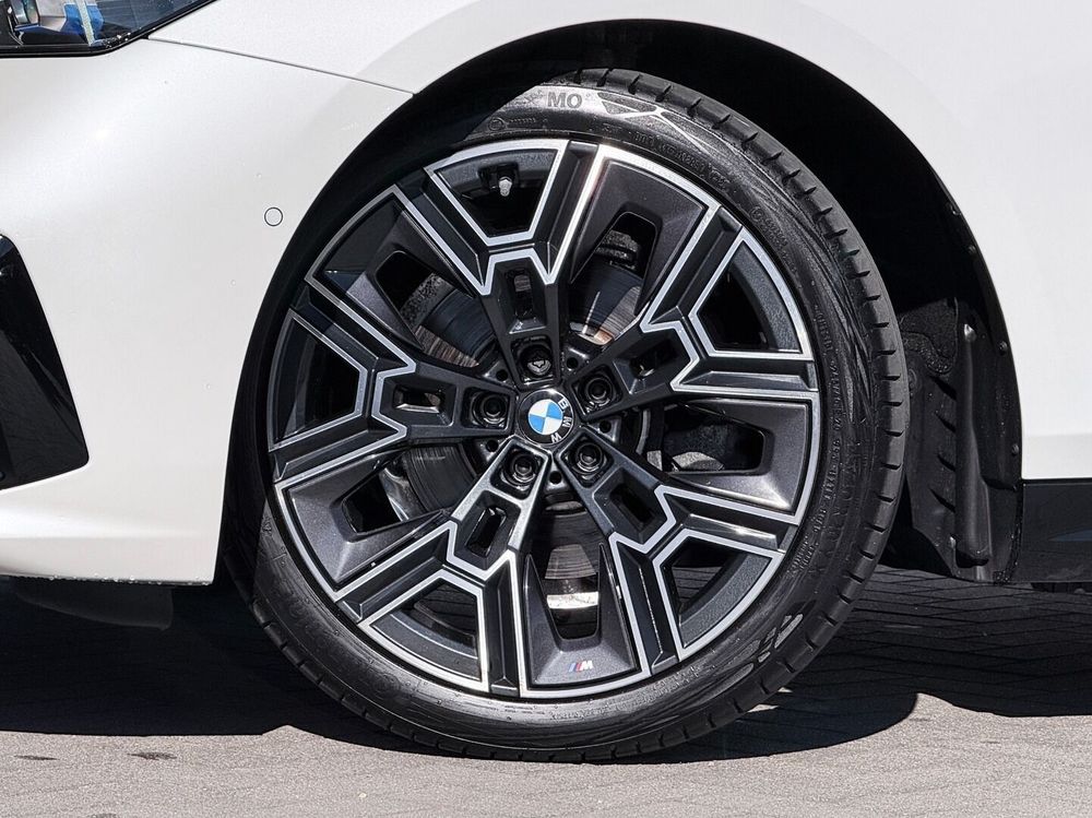 BMW Seria-5 2025 — zdjęcie 5