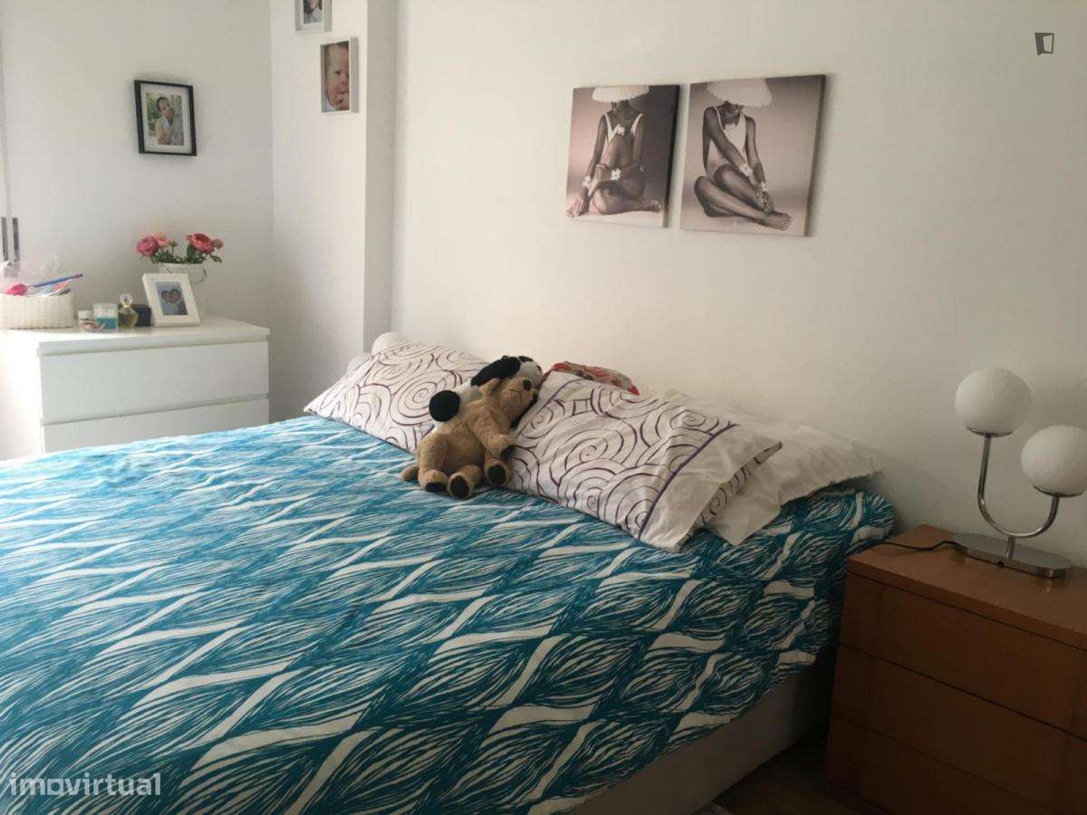 Quarto - localizado em Lisbon - Grande imagem: 4/8